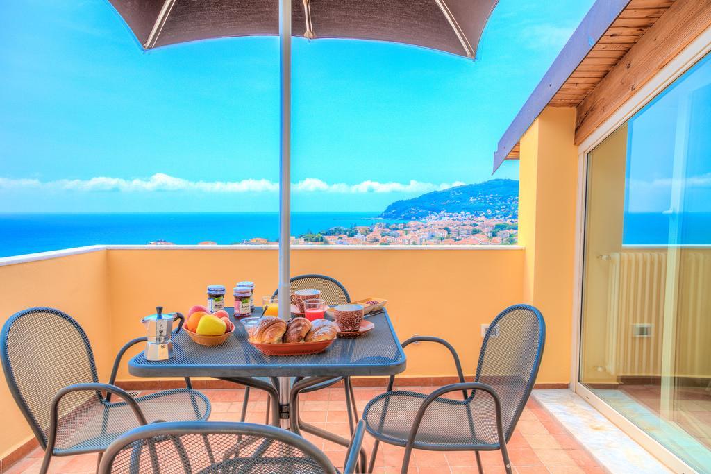 Appartamenti Villa Il Poggiolo Diano Marina Kültér fotó